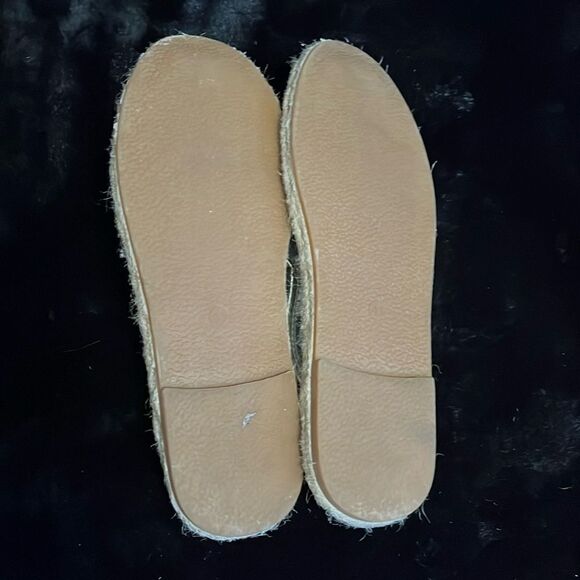 Women’s Silver Linen Woven Flat Slip-on Espadrilles - Picture 6 of 8